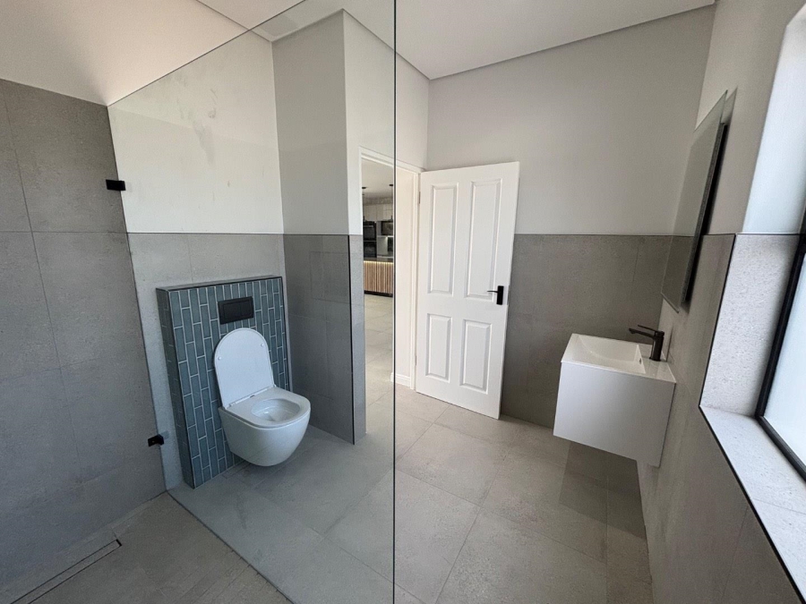 4 Bedroom Property for Sale in Sandown Western Cape